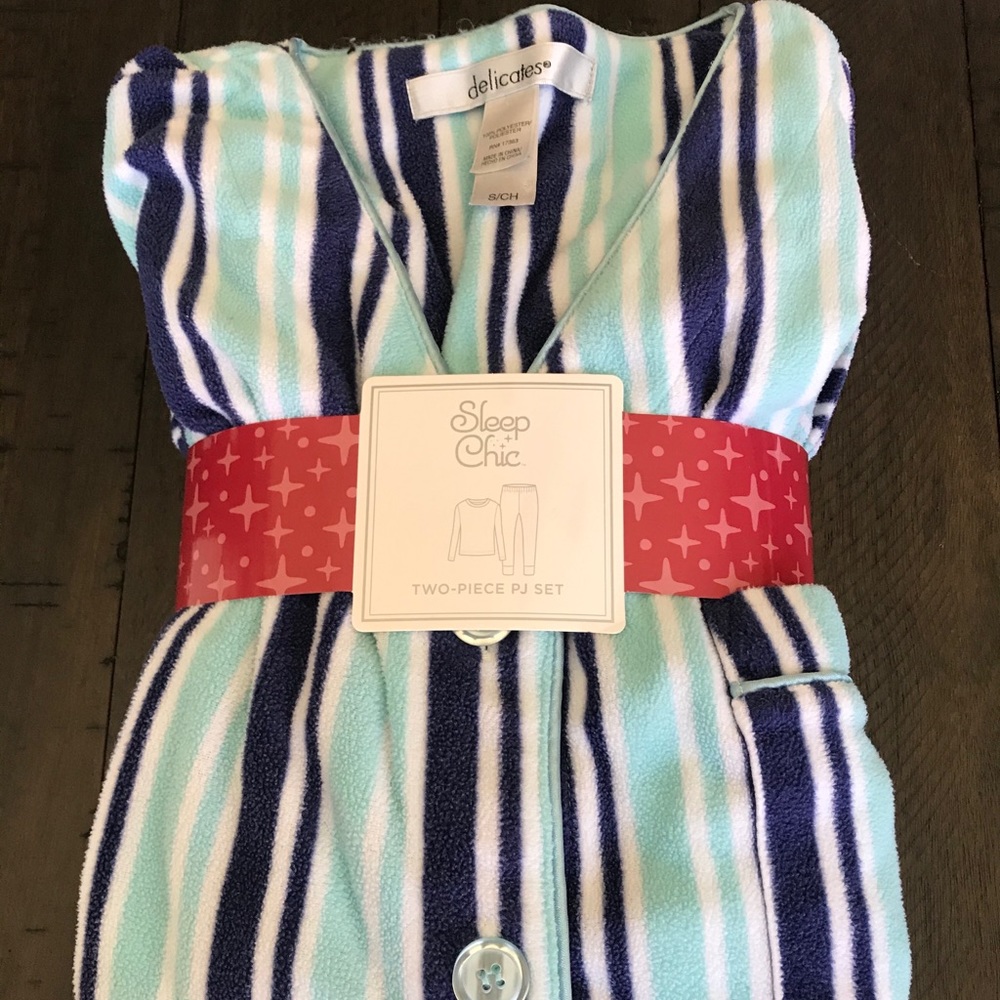 💙Size S fleece PJ set. 💙